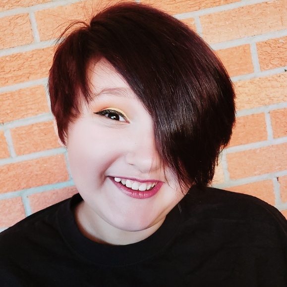 Meet your Posher, Theresa - Picture 5 of 8